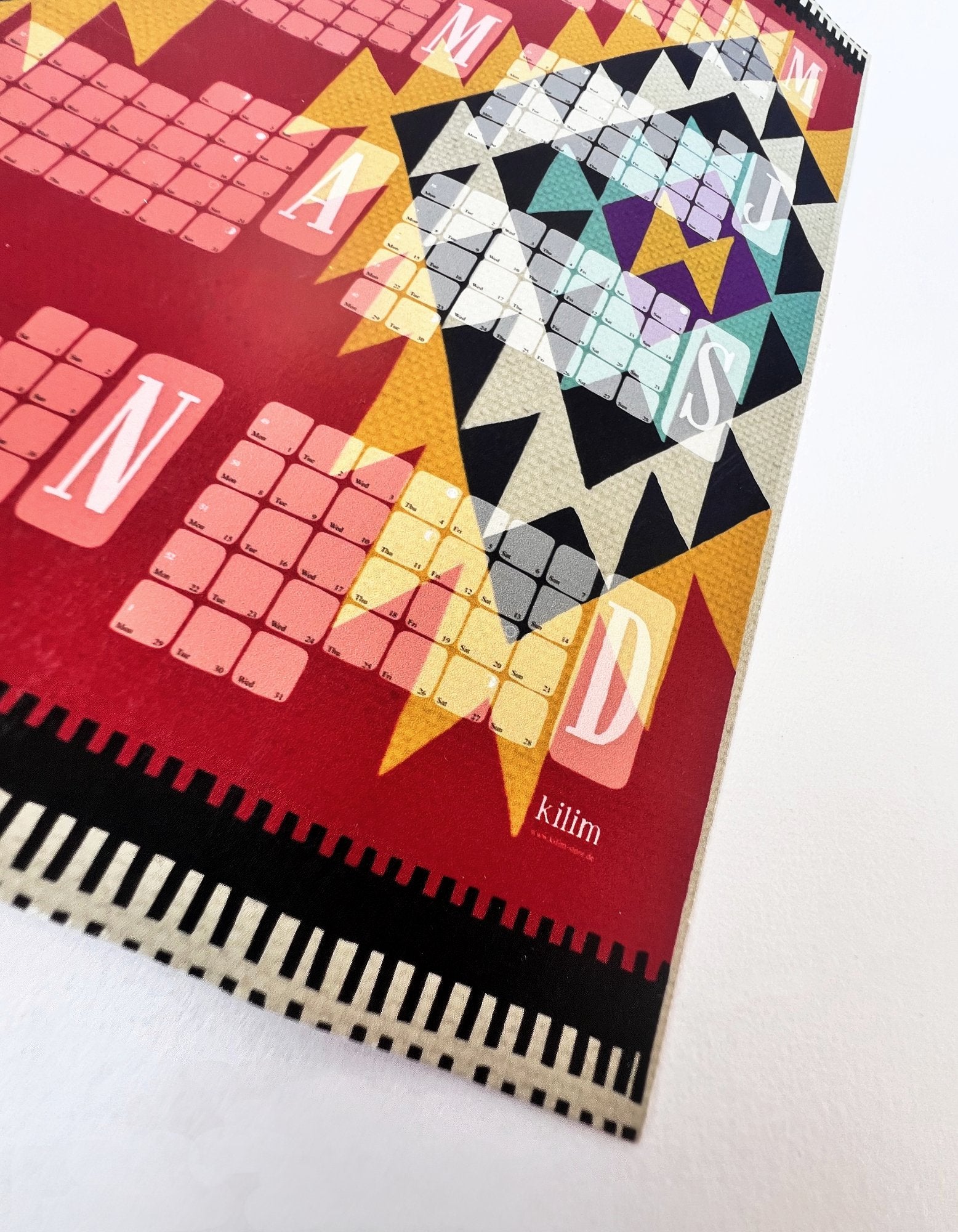 Wandkalender // Special Edition: Kilim Peacock rostbraun - Kilim